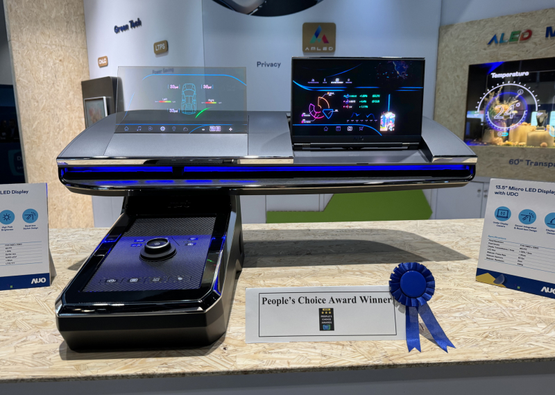 申博太陽城車用Micro LED Display HMI解決方案獲&rdquo;最佳車用顯示獎&rdquo;，以用戶為中心開發(fā)，針對前座駕駛與乘客設計兼具娛樂與安全的高畫質屏幕，包含車艙前座的Micro LED透明屏幕及全球首款內建鏡頭的智慧Micro LED顯示器